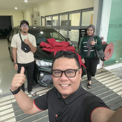 customer perodua ipoh bezza hitam