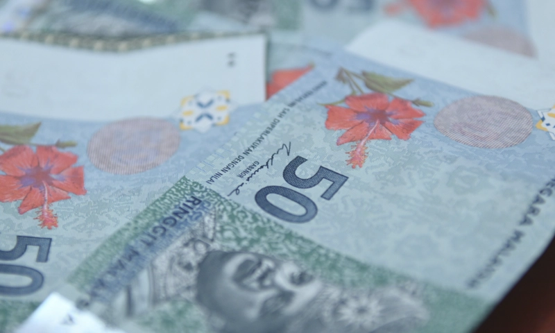 simpan duit dalam bank